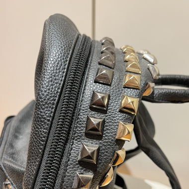 Schwarzer Rucksack 