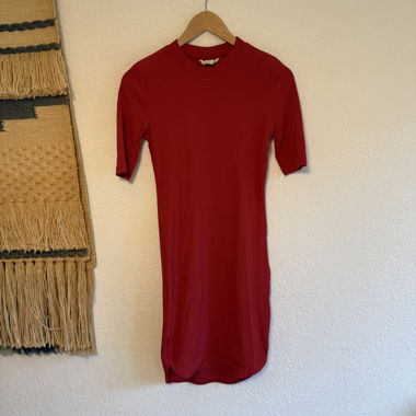 Red dress Gr. 36/38