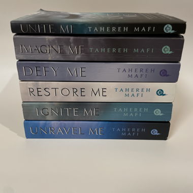 Coffret de livres Tahereh Mafi