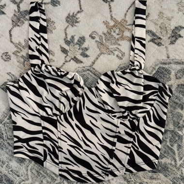 Zebra Top
