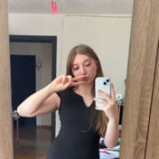 Lindsay__