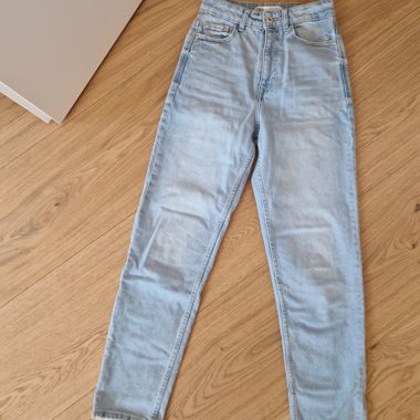 Mom Jeans