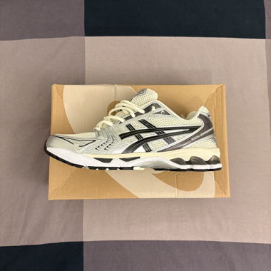 ASICS Gel-Kayano 14