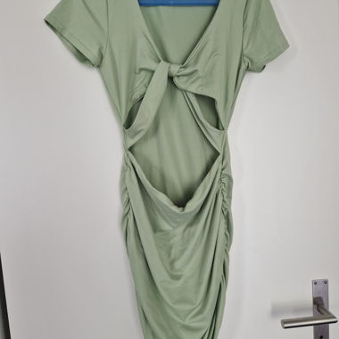 Bellissimo vestito estivo aderente