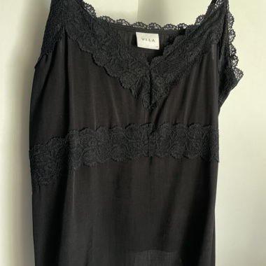 Top in pizzo VILA