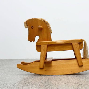 Schönes Holz Schaukelpferd 