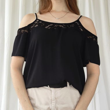 Top élégant avec dentelle