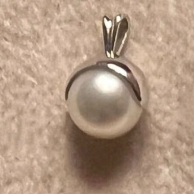 Pendentif perle or blanc