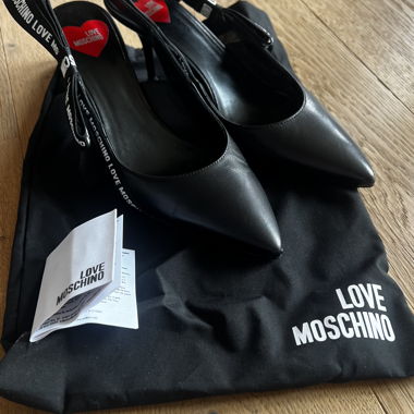 Escarpins Slingback Love Moschino