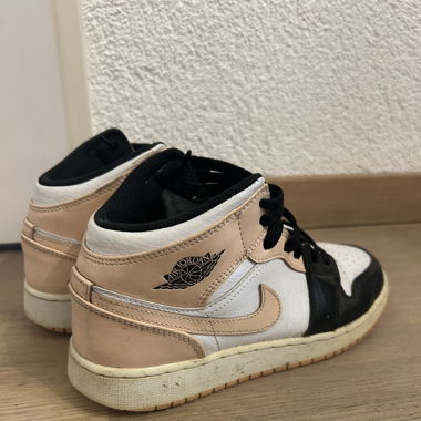 Jordan 1