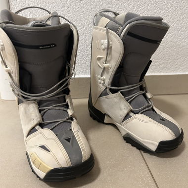 Salomon women's snowboard boots size 40