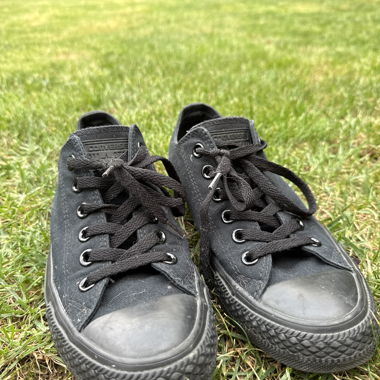 Schwarze Convers- Schuhe 