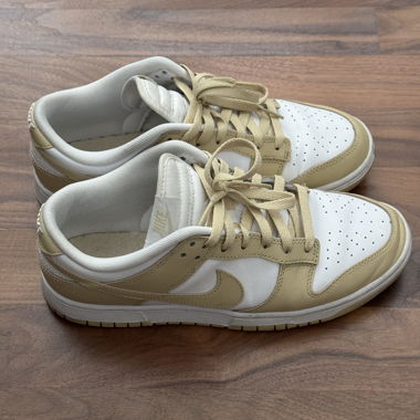 Nike Dunk Low ‚Team Gold‘