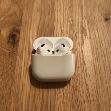 Apple AirPods Gen. 4