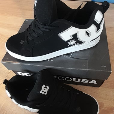 Dcshoecousa-Nero