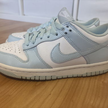 Nike dunk light blue