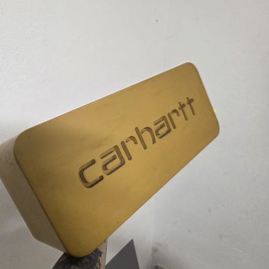 Insegna Carhartt