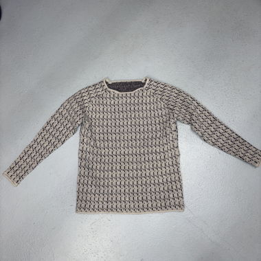 Pull en maille beige avec motif