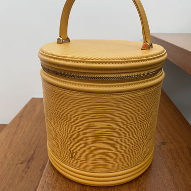 Louis Vuitton Yellow Epi Bucket Bag