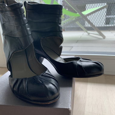 Keilabsatzschuhe schwarz Gr 38