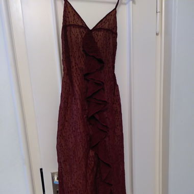 Burgunder Maxi-Kleid
