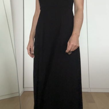 Schwarzes Maxikleid