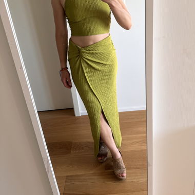 Set a due pezzi in verde oliva