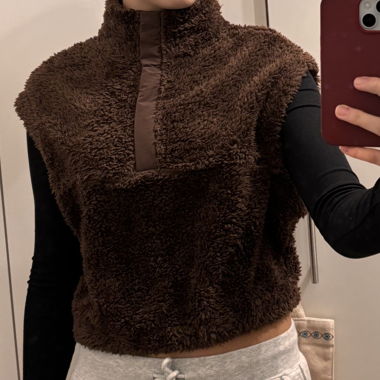 Fuzzy sleeveless pullover