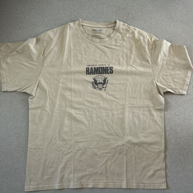 T-shirt grafico Ramones