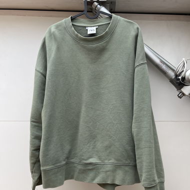 Zara sweatshirt olive