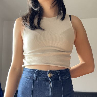 beige pull & bear crop top