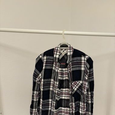 neuwertige karierte Bluse Zara
