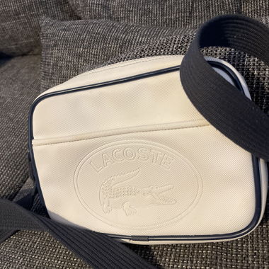 Lacoste Umhängetasche