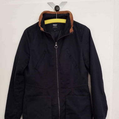 Veste entre saison bleue