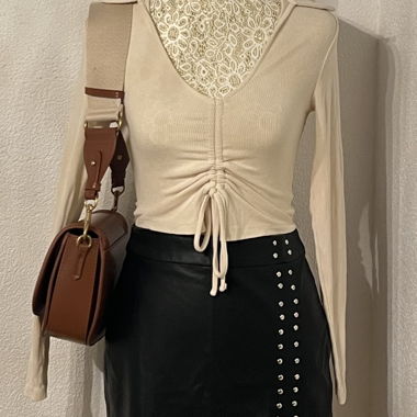 Haut beige à manches longues