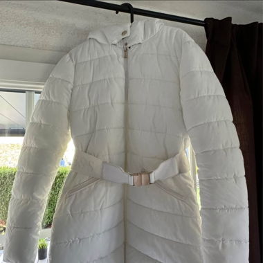 Veste avec ceinture
