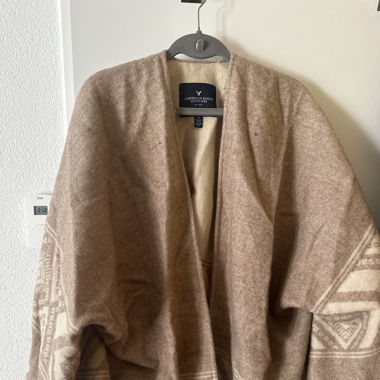 AE Poncho