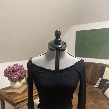 Schulterfreier Pullover 