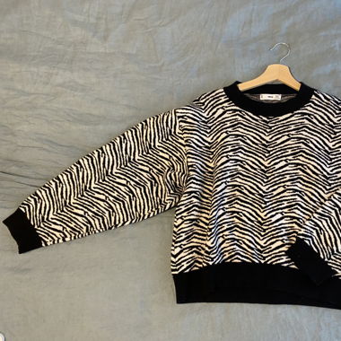 Zebrapulli von Mango