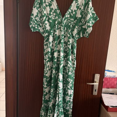Grünes Blumenkleid Coava