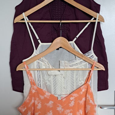 Set mit 3 ärmellosen Tops