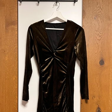 Goldenes Partykleid