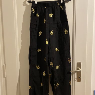 Pantaloni estivi Never Fully Dressed