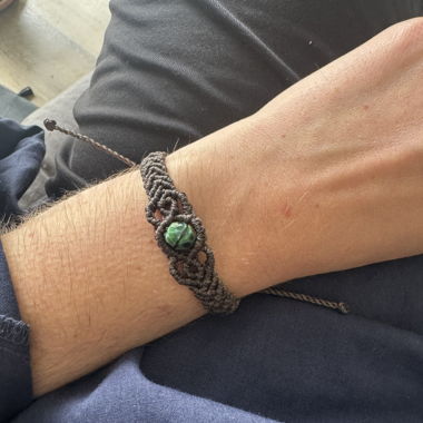Selbstgemachtes Makramee Armband 