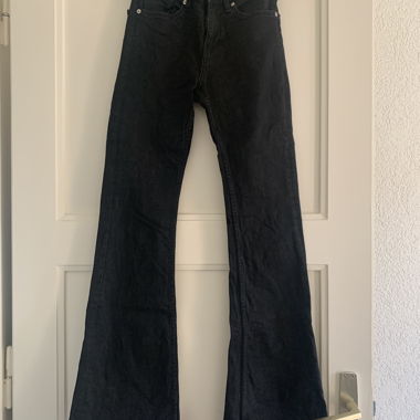 Jean noir patte d’eph MANGO 