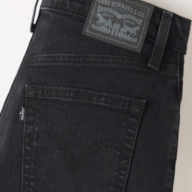 Levi’s High Waist Mom Jeans 28x27