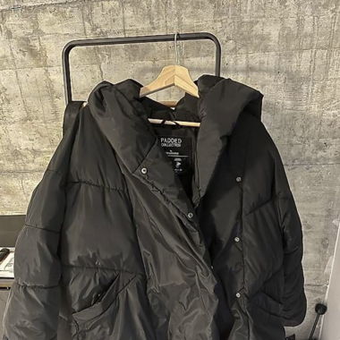 black winterjacket 