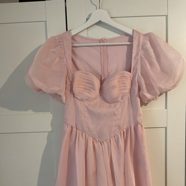 Kleid