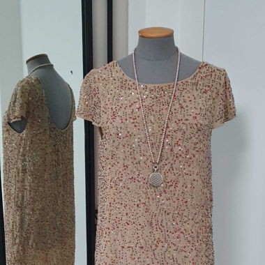 NEUES KLEID mit PAILLETTEN Gr.S NP 169.-
