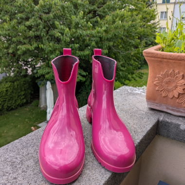 Stivali di gomma rosa